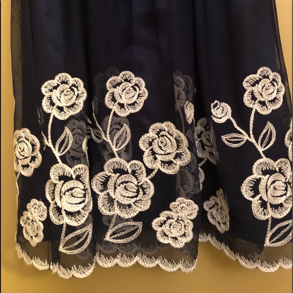 SOLD🌺 - Picture 6 of 7